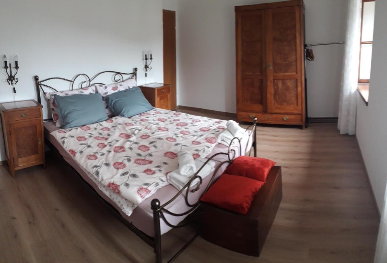 Appartement Vidin Raj à Vremski Britof Extérieur photo