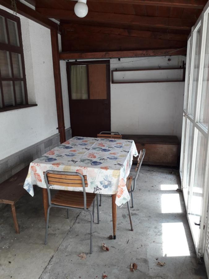 Appartement Vidin Raj à Vremski Britof Extérieur photo