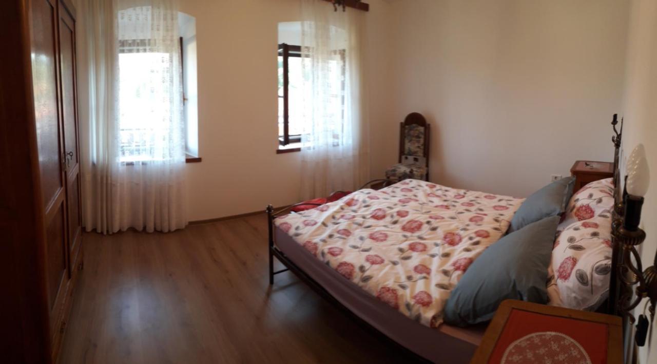 Appartement Vidin Raj à Vremski Britof Extérieur photo