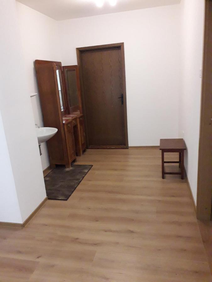 Appartement Vidin Raj à Vremski Britof Extérieur photo